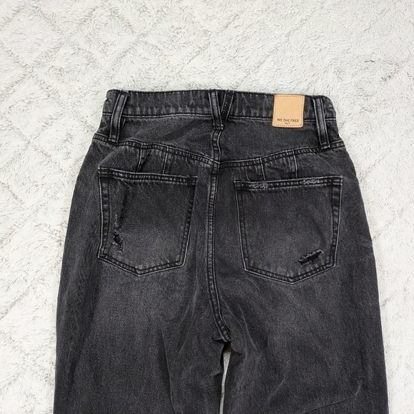 Free People Jeans Women's 28 Black We The Free Crvy Straight Shooter Distressed  - Picture 10 of 10